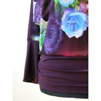 Bluzka kimono golf ozdobiona kremowymi różami